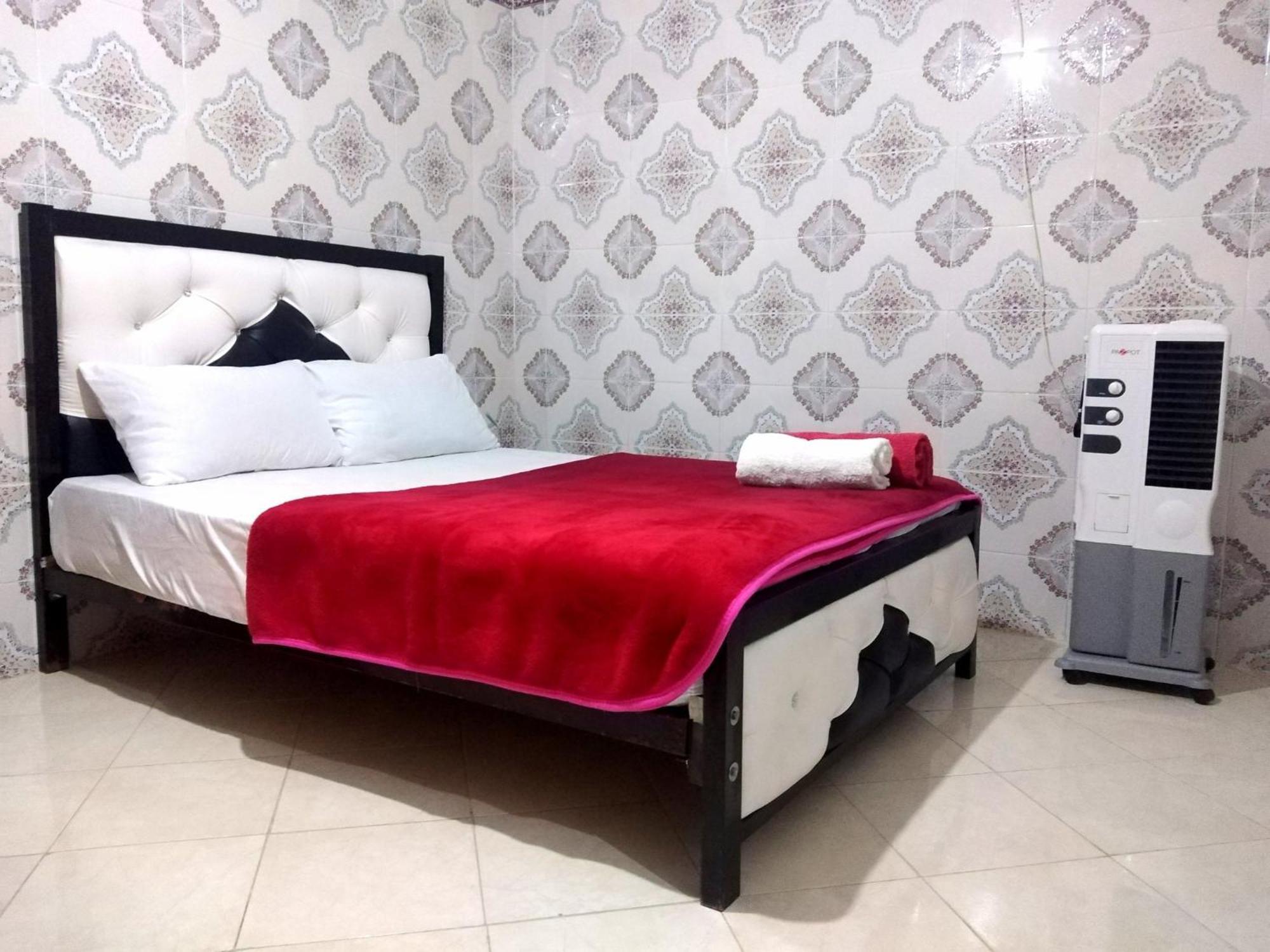 Aziz House 2 Hotel Tantan Kültér fotó